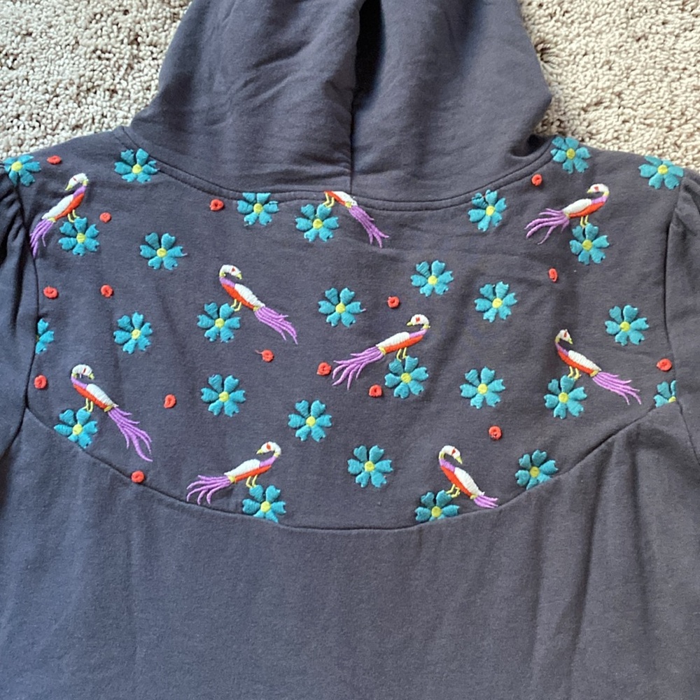 Sunday (Days Of The Week) Zippered Layering Top L - image 6